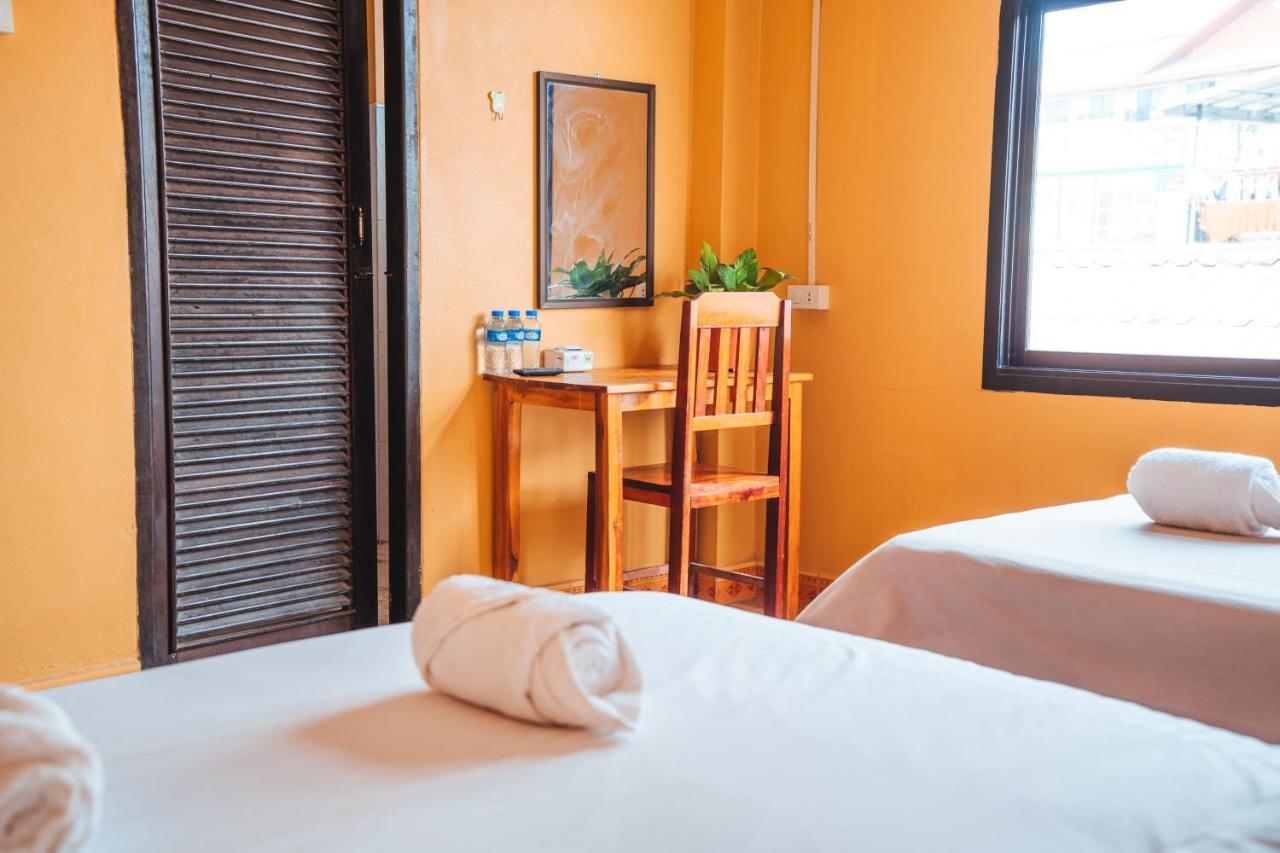 Vang Vieng Sunset Guesthouse & Restaurant Kültér fotó