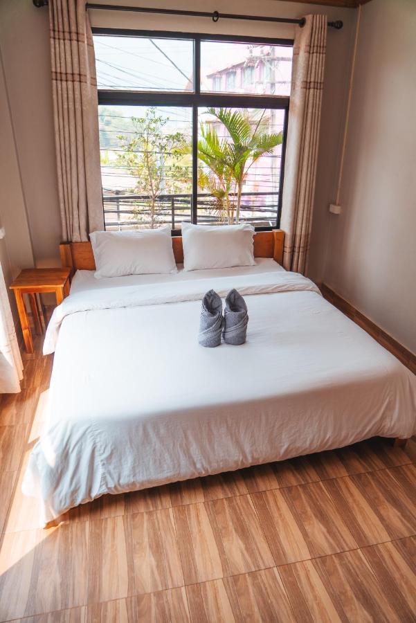 Vang Vieng Sunset Guesthouse & Restaurant Kültér fotó
